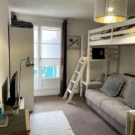 Avec Clim, Parking Et Balcon - 3 Personnes Bormes-les-Mimosas
