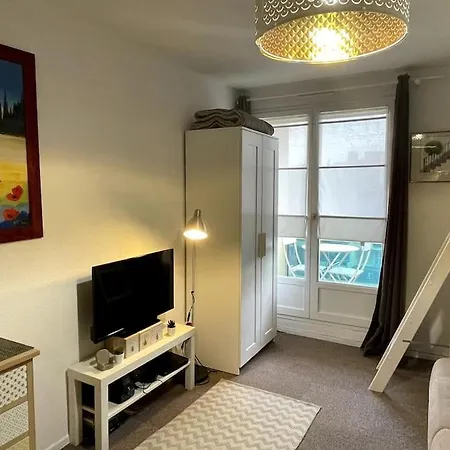 Avec Clim, Parking Et Balcon - 3 Personnes * Bormes-les-Mimosas